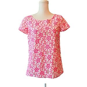 Lilly Pulitzer Bright Pink Floral Lace Blouse Size Medium Zips in Back
